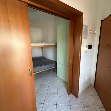 Fronte Mare - A Due Passi Dal Blu