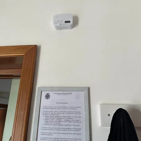 Fronte Mare - A Due Passi Dal Blu Lägenhet