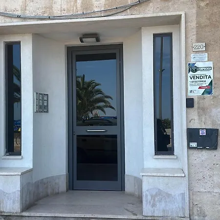 Fronte Mare - A Due Passi Dal Blu צ'יביטאנובה מארקה
