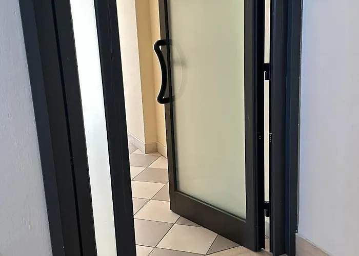 Fronte Mare - A Due Passi Dal Blu *